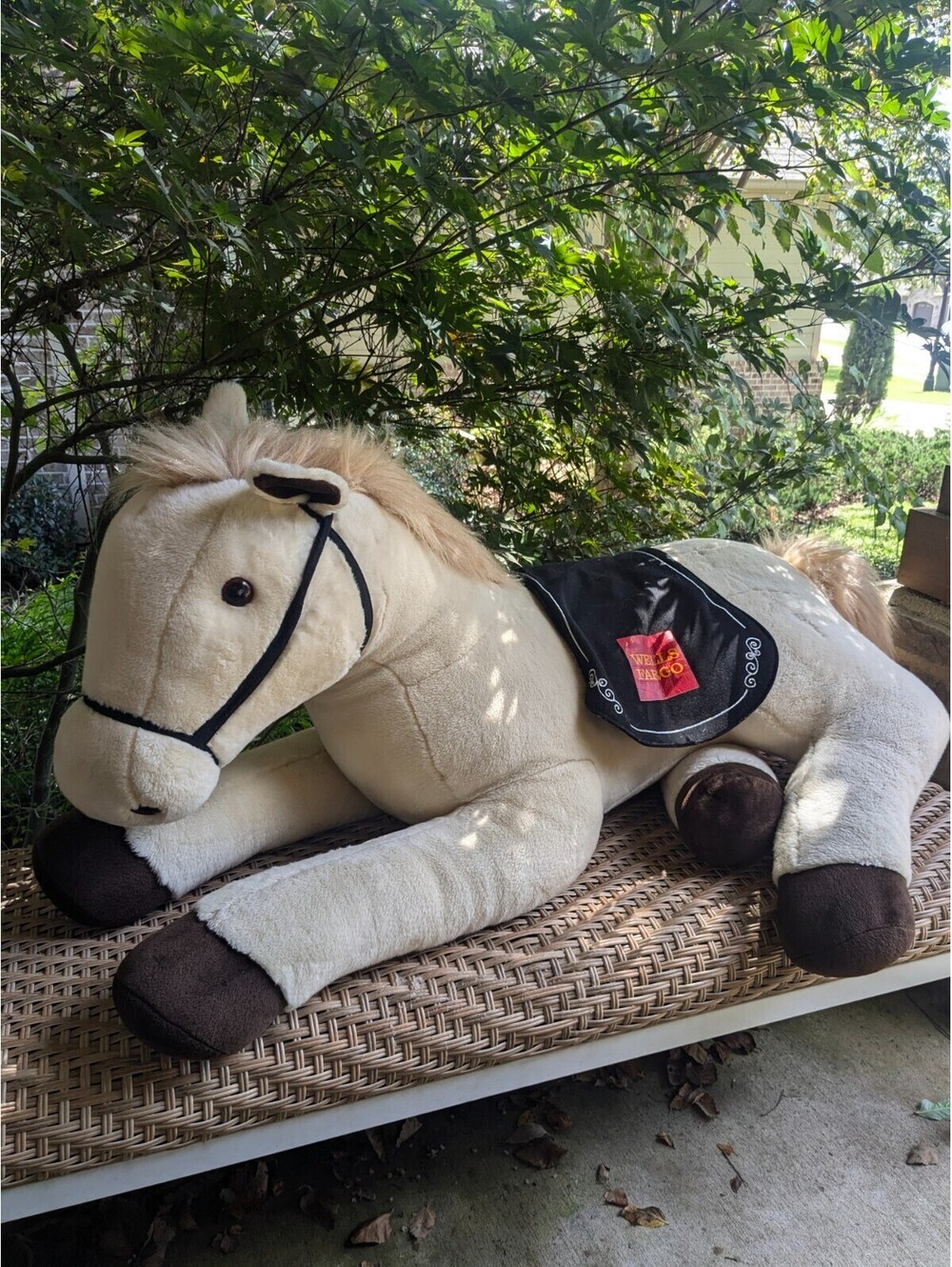 Wells Fargo El Toro plush JUMBO LARGE Pony Horse Huge Stuffed Animal cream 2014